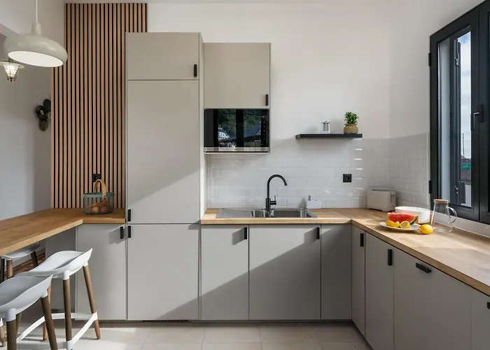 Casa Maria Bela 2-bedroom With Terrace Calheta (Madeira)